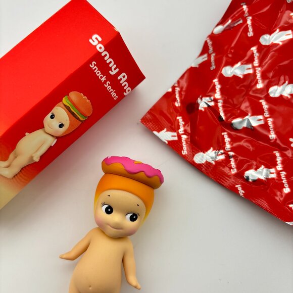 Authentic Sonny Angel Snack Series Blind Box Mini Figure Toy, Donut - Picture 1 of 4